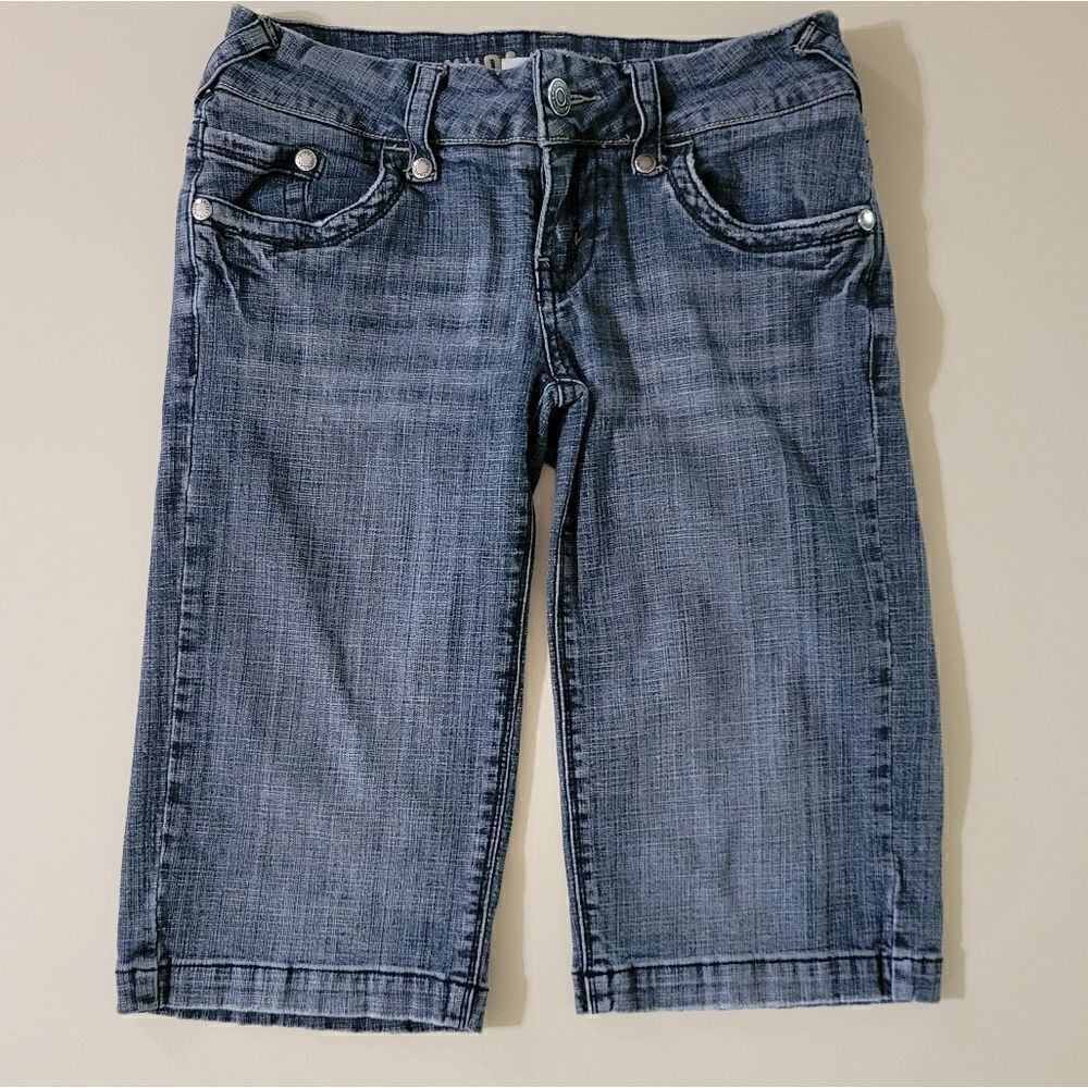 Hydraulic Women's Bermuda Jean Shorts